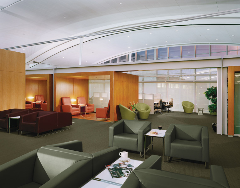 Air Canada Maple Leaf Lounge (International)