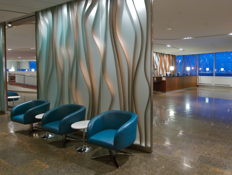 Air Canada Maple Leaf Lounge Transborder Toronto Pearson - Photo 3
