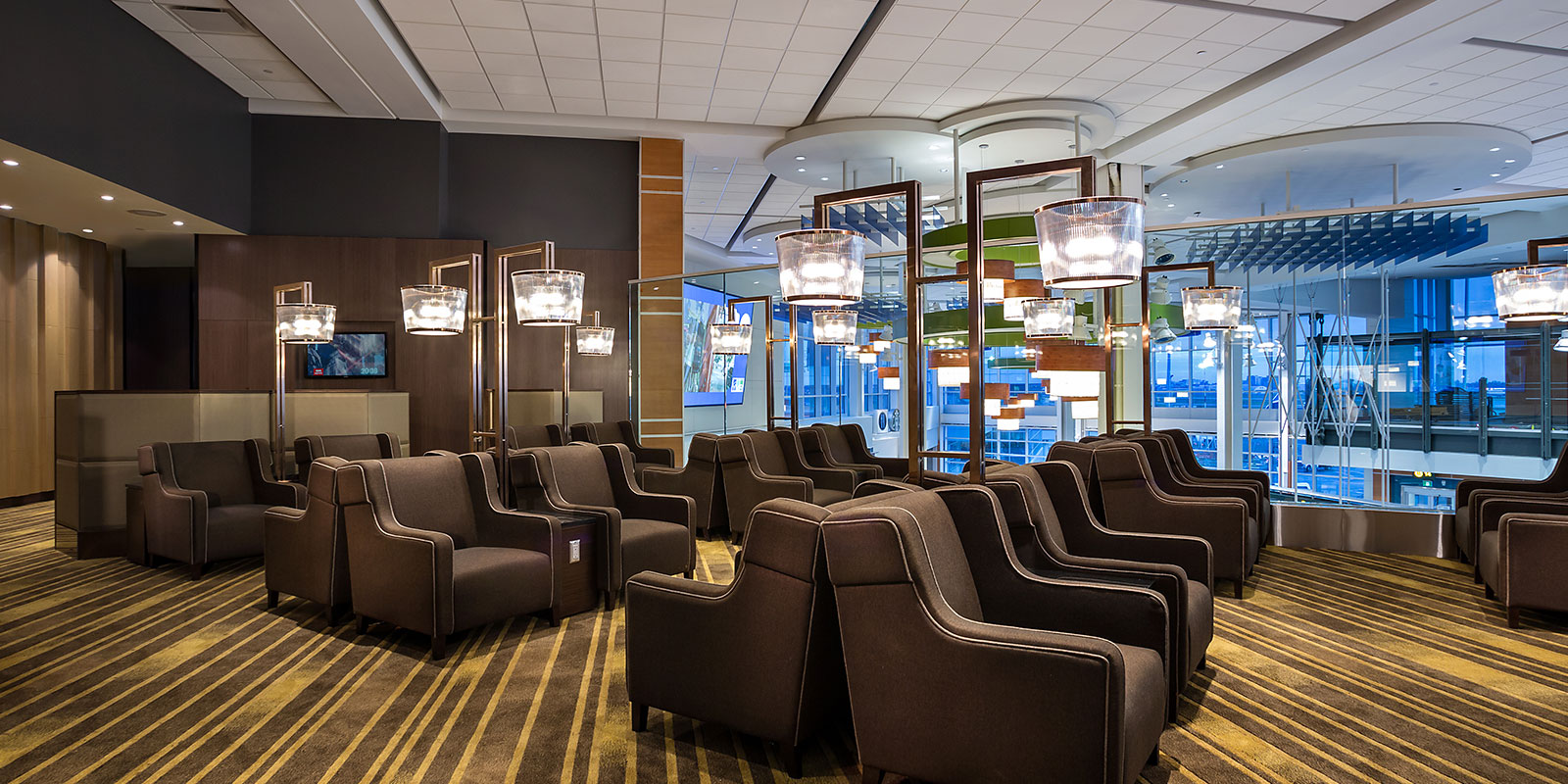 Plaza Premium Lounge Domestic Vancouver - Photo 3